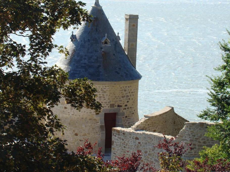 Entre Mont St Michel Et Merveille Vains Zewnętrze zdjęcie