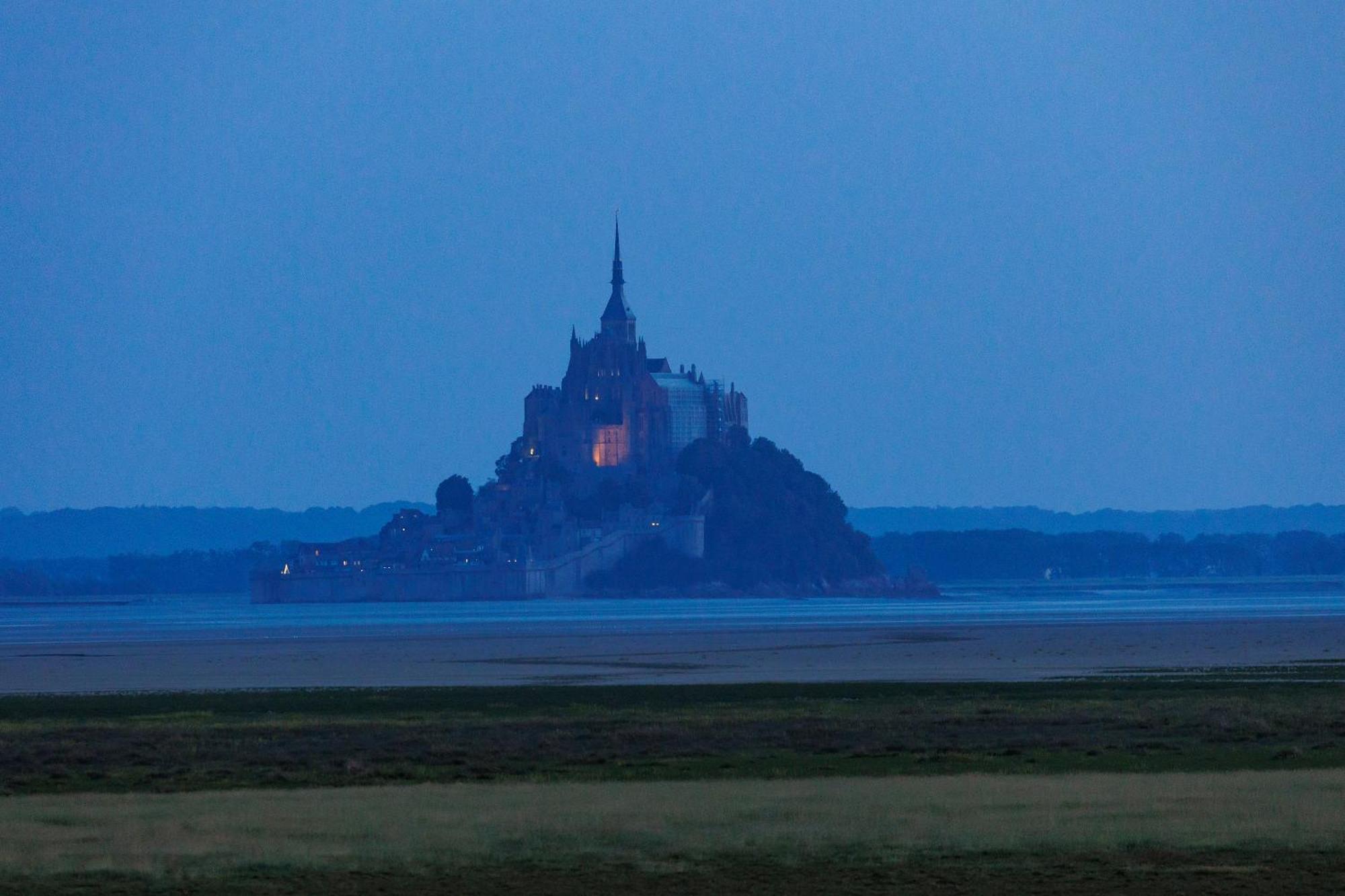 Entre Mont St Michel Et Merveille Vains Zewnętrze zdjęcie